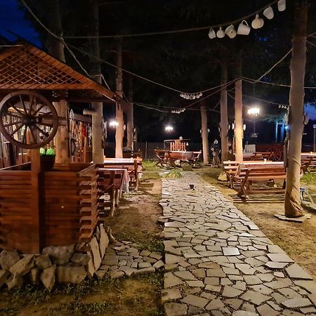 Готель La Padure Brebu Екстер'єр фото